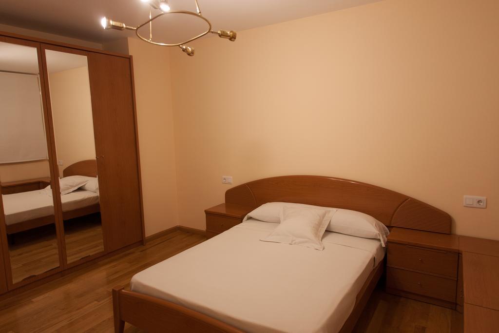 Apartamentos Rio Guadalaviar Albarracín Exterior foto